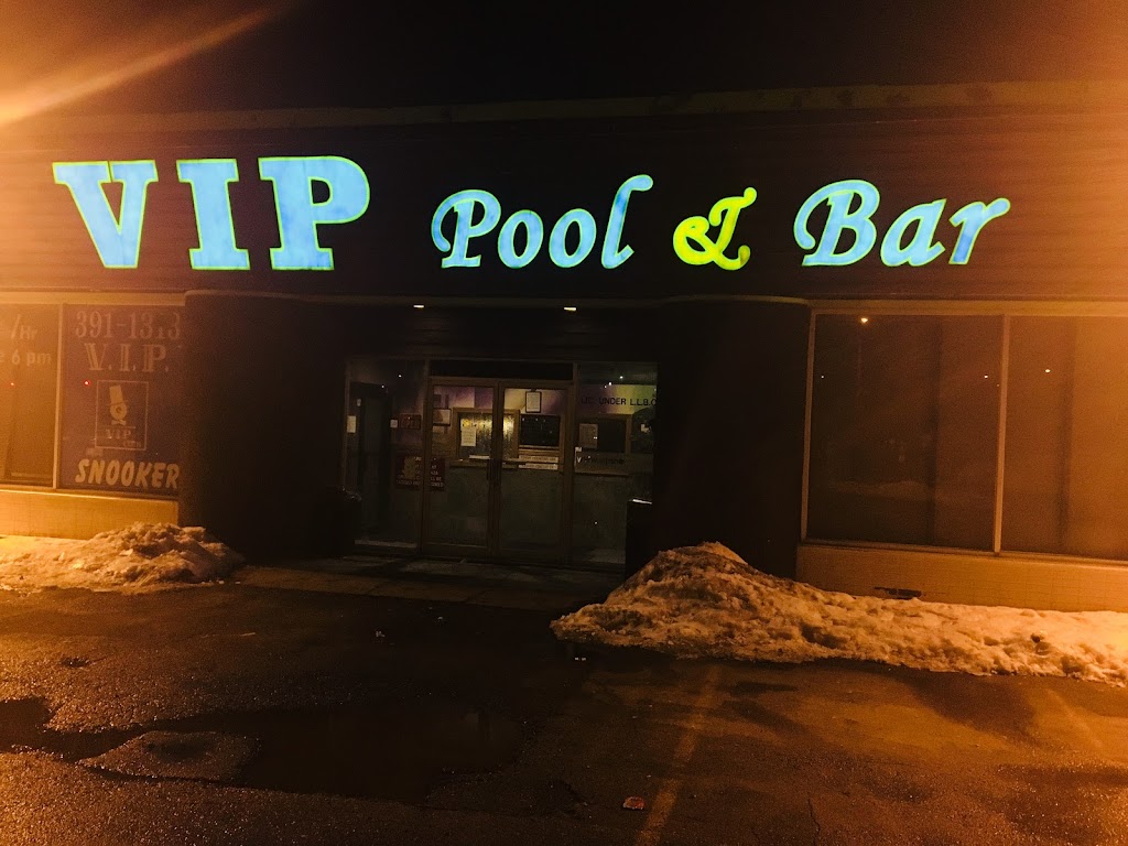 VIP Pool & Bar (Snooker Club) | 301 Ellesmere Rd, Scarborough, ON M1R 4E4, Canada | Phone: (416) 391-1313