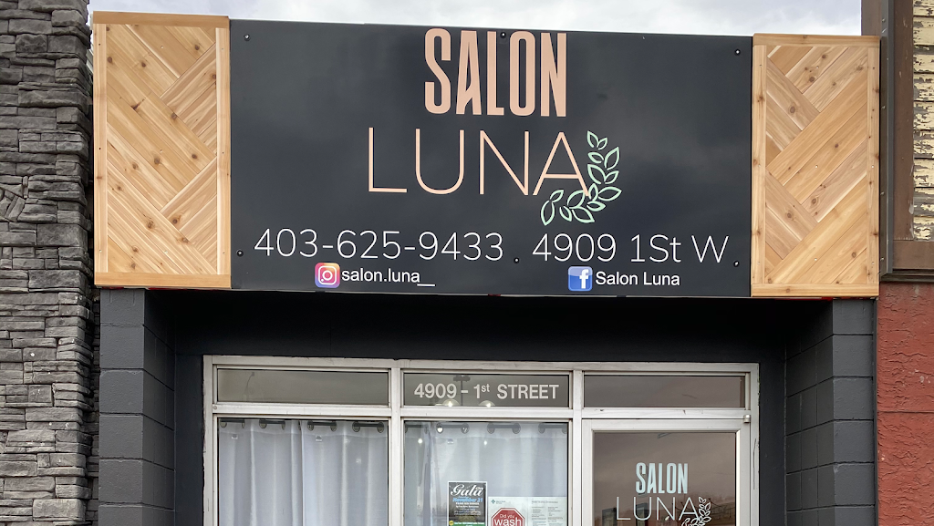 Salon Luna | 4909 1 St W, Claresholm, AB T0L 0T0, Canada | Phone: (403) 625-9433