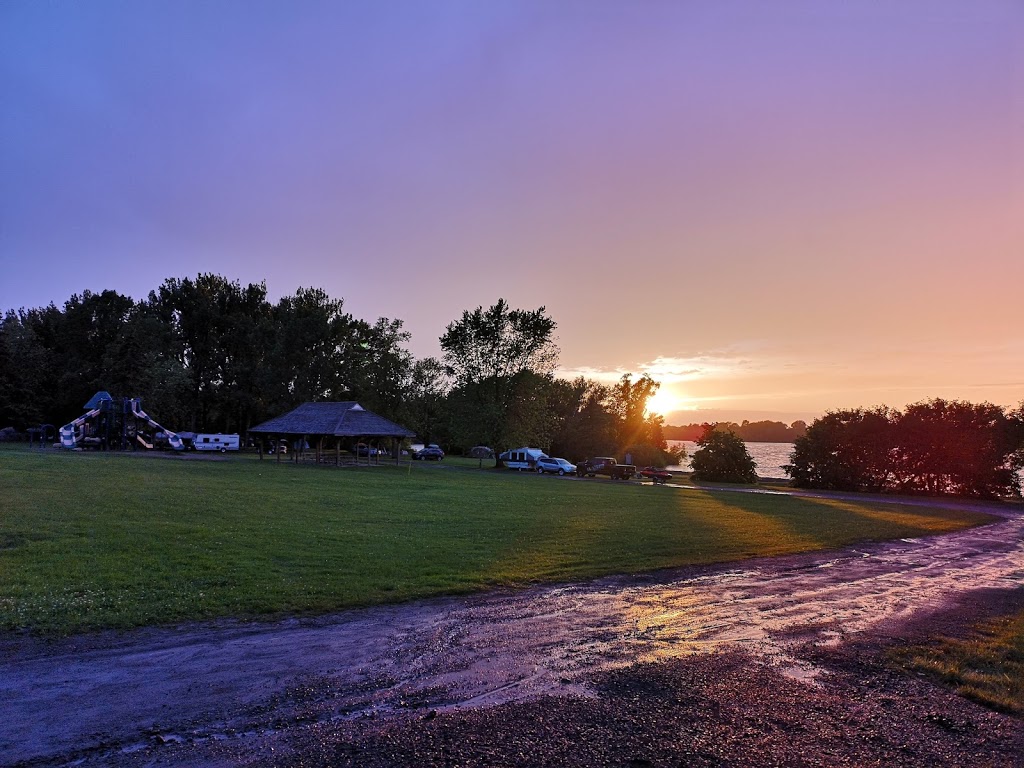 Woodlands Campground | 15175 Long Sault Pkwy, Ingleside, ON K0C 1M0, Canada | Phone: (613) 537-8843