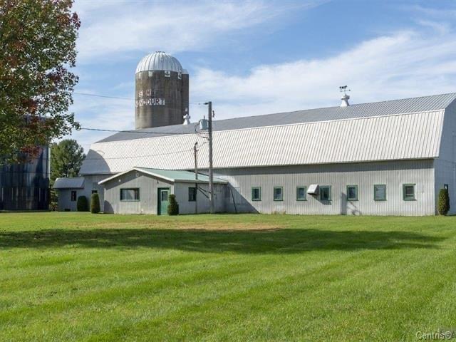 Ferme Lussier & fils | 9290 Rue Notre Dame O, Trois-Rivières, QC G9B 6T3, Canada | Phone: (819) 448-1804