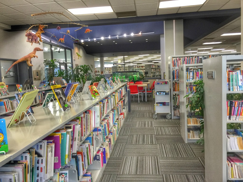 Boisbriand Library | 901 Boulevard de la Grande-Allée, Boisbriand, QC J7G 1W6, Canada | Phone: (450) 435-7466