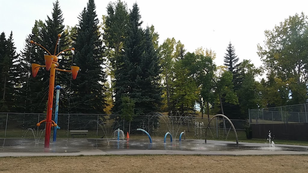 Splash Park | 2032 Chicoutimi Dr NW, Calgary, AB T2L 0V7, Canada