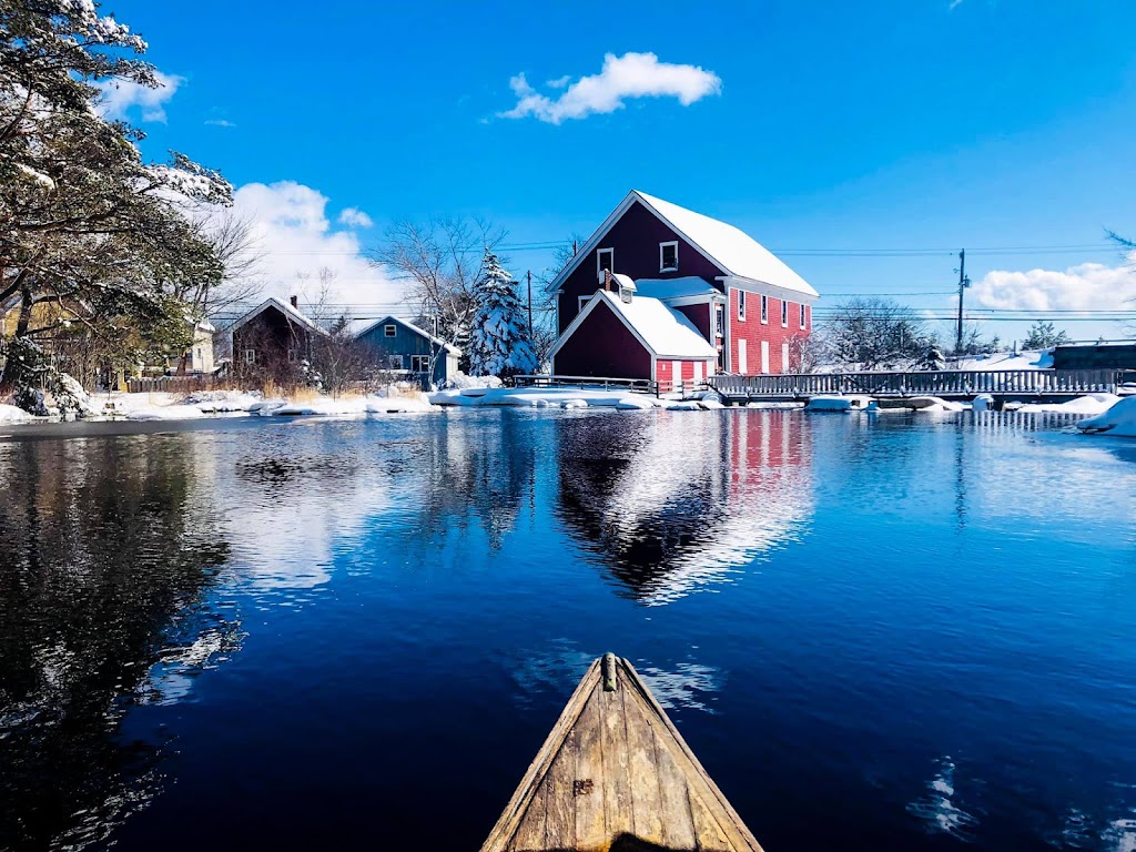 Wild Axe Lumberjack AXEperience | 5 Petticoat Ln, Barrington, NS B0W 1E0, Canada | Phone: (902) 637-7609