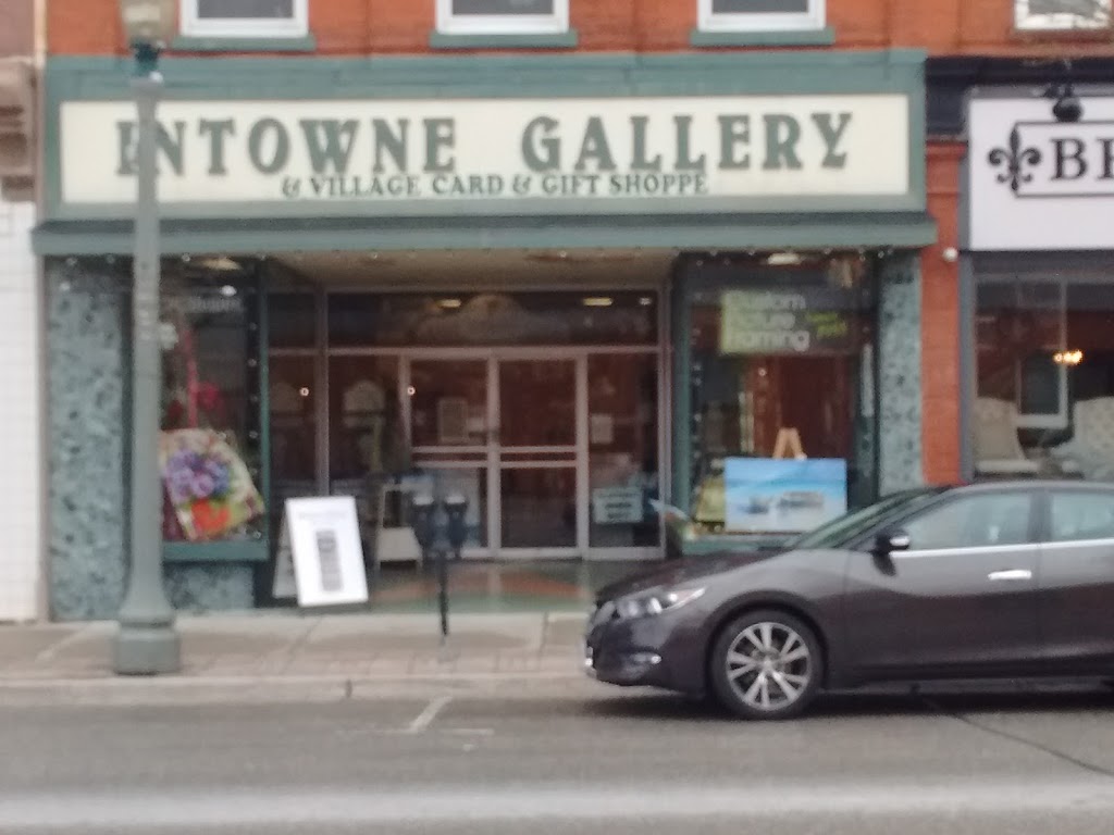 Intowne Gallery | 7 King St E, Bowmanville, ON L1C 1N1, Canada | Phone: (905) 623-6411