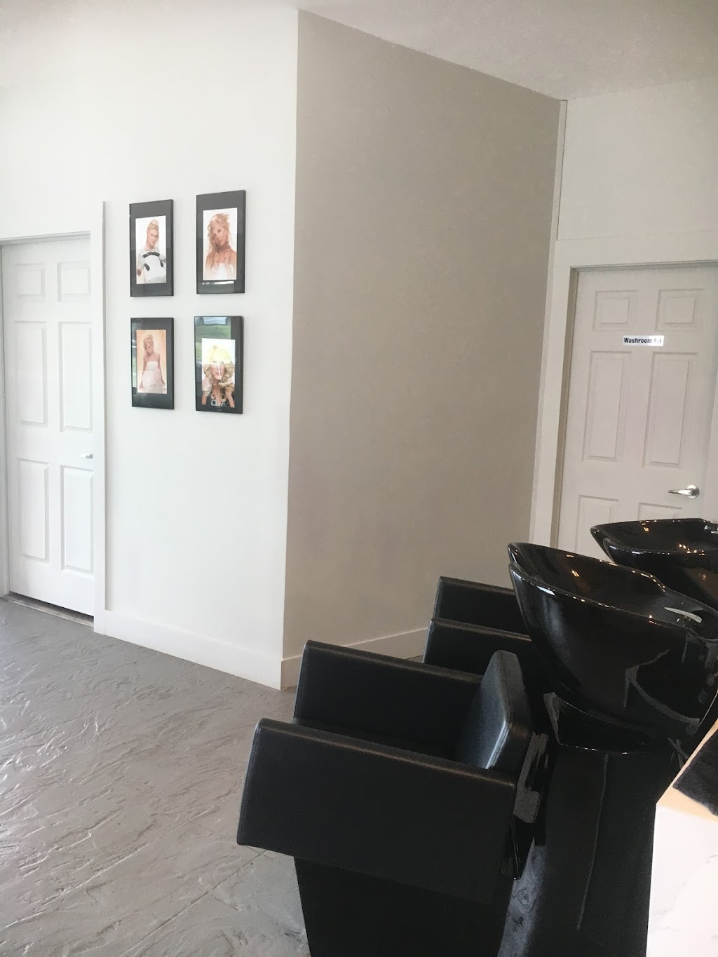 Salon Obscure | 7955 Kipling Ave, Woodbridge, ON L4L 1Z8, Canada | Phone: (905) 782-4247