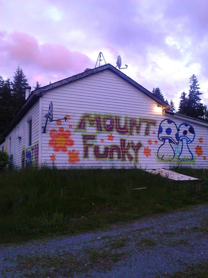 Mount Funky | 36 Blue Mountain Loop, Merigomish, NS B0K 1G0, Canada | Phone: (902) 922-3375