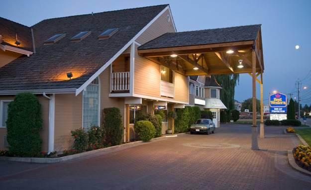 Best Western Inn at Penticton | 3180 Skaha Lake Rd, Penticton, BC V2A 6G4, Canada | Phone: (250) 493-0311