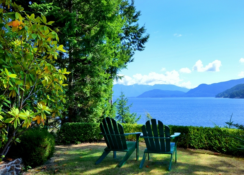 Soames Point Oceanfront Suite | 1000 Marine Dr, Gibsons, BC V0N 1V1, Canada | Phone: (604) 886-8599