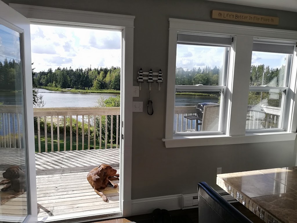 Misty River vacation home | 128 Macpherson Ln, Oyster Bed, PE C1E 0R6, Canada | Phone: (905) 320-6803