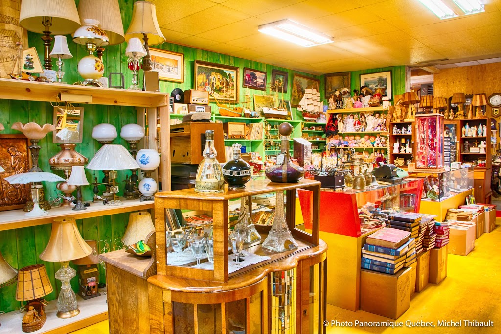 Les Trésors Antiques | 518 Route de lÉglise, Saint-Jean-Port-Joli, QC G0R 3G0, Canada | Phone: (418) 358-0900