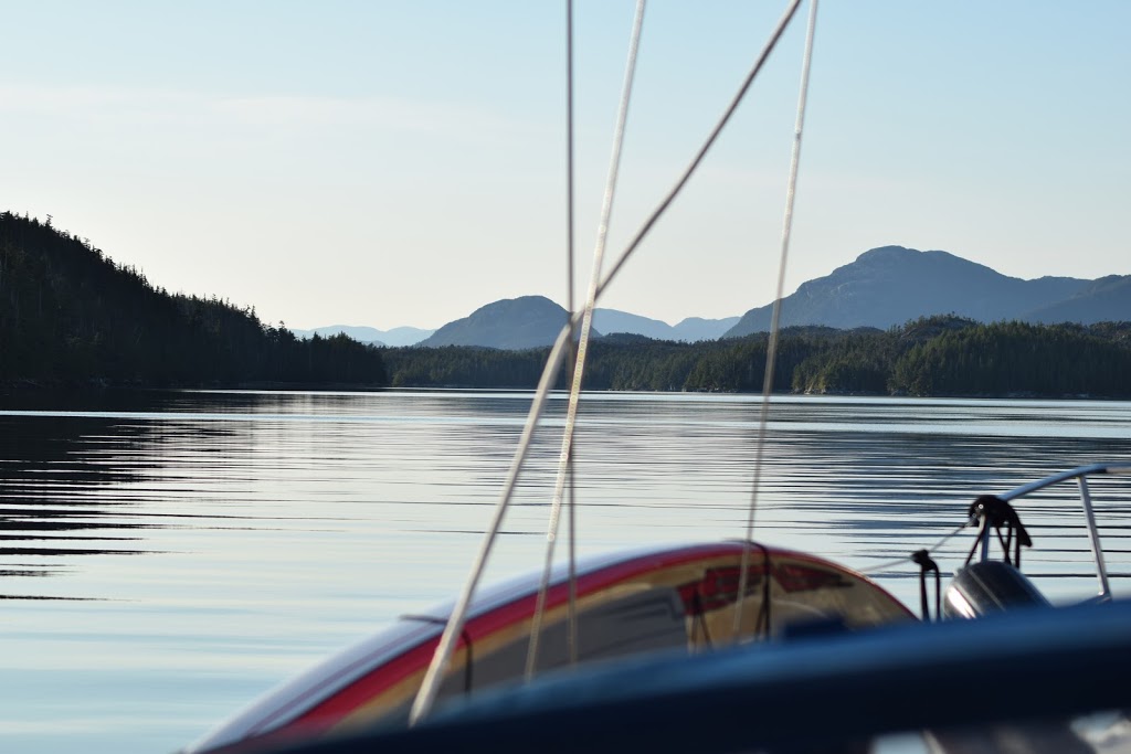 Big Blue Sailing | 2300 Canoe Cove Rd, North Saanich, BC V8L 3X9, Canada | Phone: (250) 622-7777