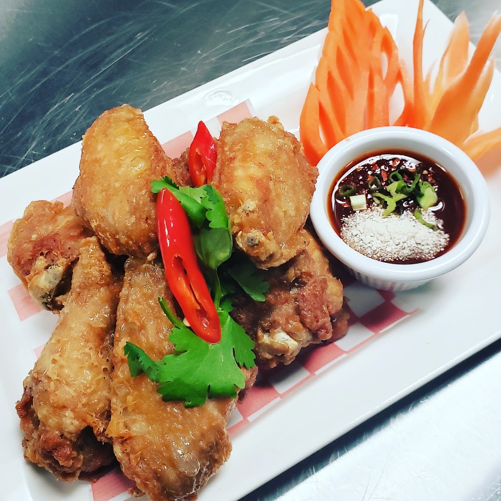 EAT BKK Thai Kitchen (Roncy) | 414 Roncesvalles Ave, Toronto, ON M6R 2N2, Canada | Phone: (416) 538-8988