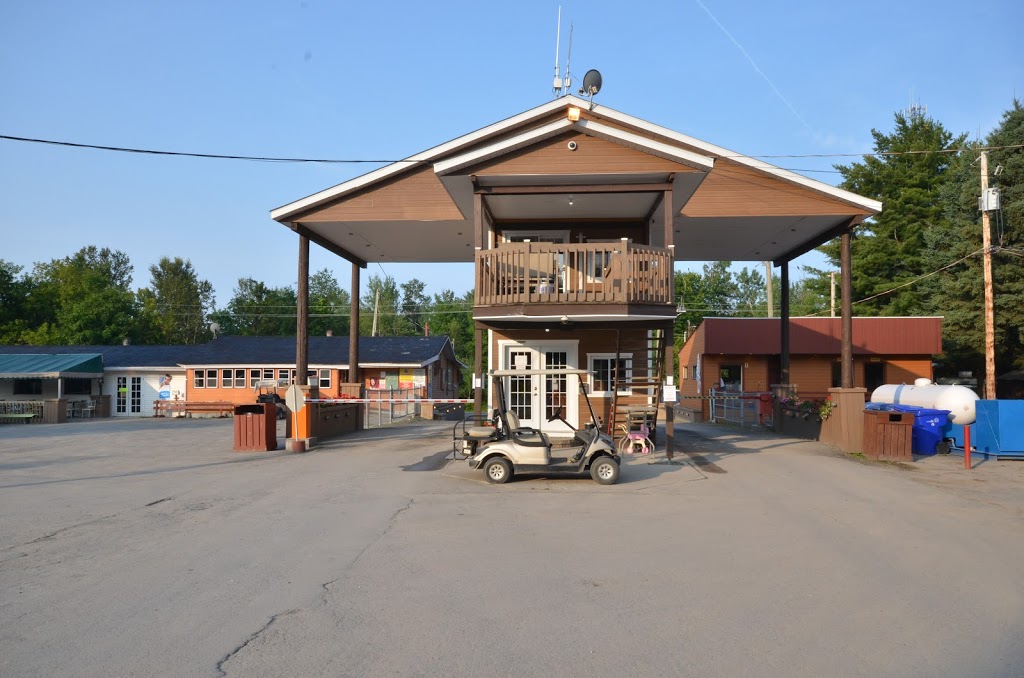 Camping Donald | 13519 Ch St Simon Mirabel, Saint-Canut, QC J7N 1P3, Canada | Phone: (450) 438-1494