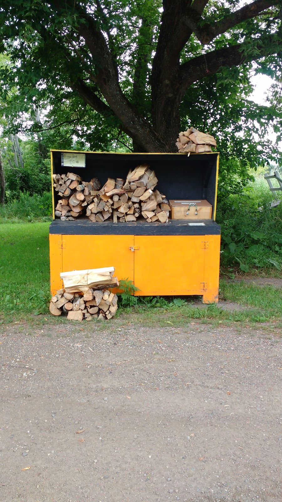 Justins Campfire Wood | 2755 Main St, Hillsborough, NB E4H 2X2, Canada | Phone: (506) 232-2987