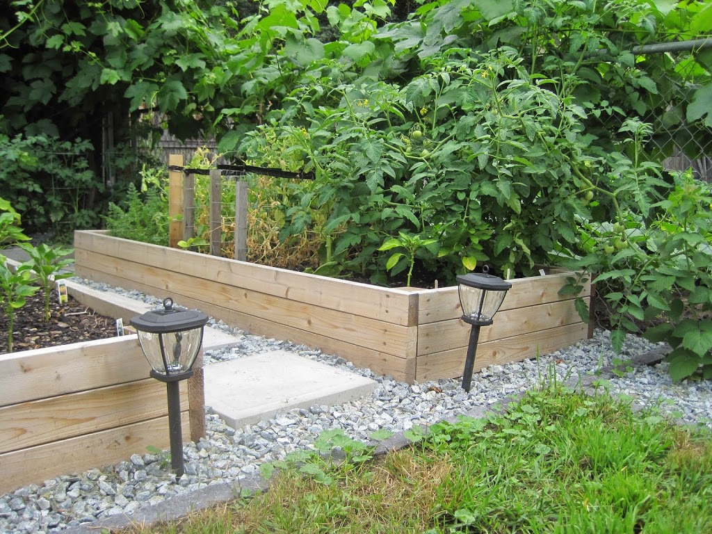 Okanagan Garden Beds | 325 Peck Rd, Kelowna, BC V1X 4R1, Canada | Phone: (250) 938-2757