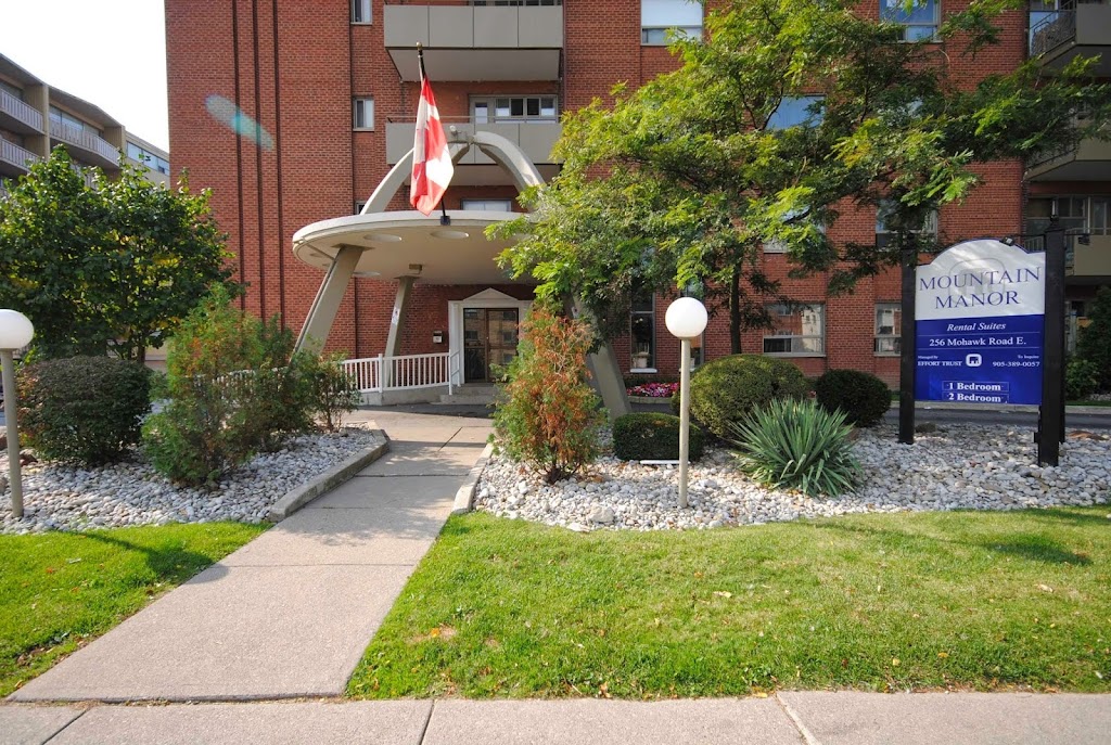 Mountain Manor Apartments | 616 Acadia Dr, Hamilton, ON L8W 3J7, Canada | Phone: (905) 389-0057