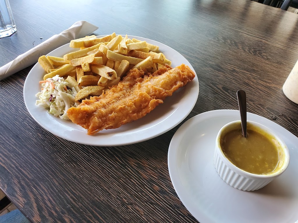 Harrys Fish & Chips | 4949 Canoe Pass Wy #902, Tsawwassen, BC V4M 4G9, Canada | Phone: (604) 382-4452