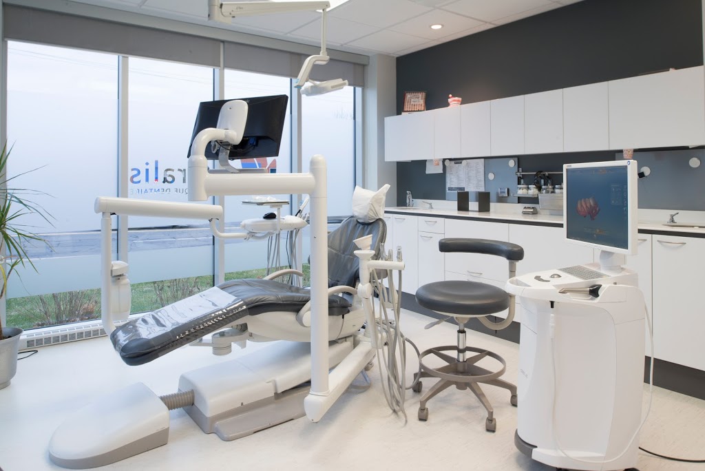 Oralis clinique dentaire | 286 Rue de Normandie, Sainte-Julie, QC J3E 1A7, Canada | Phone: (450) 649-5611