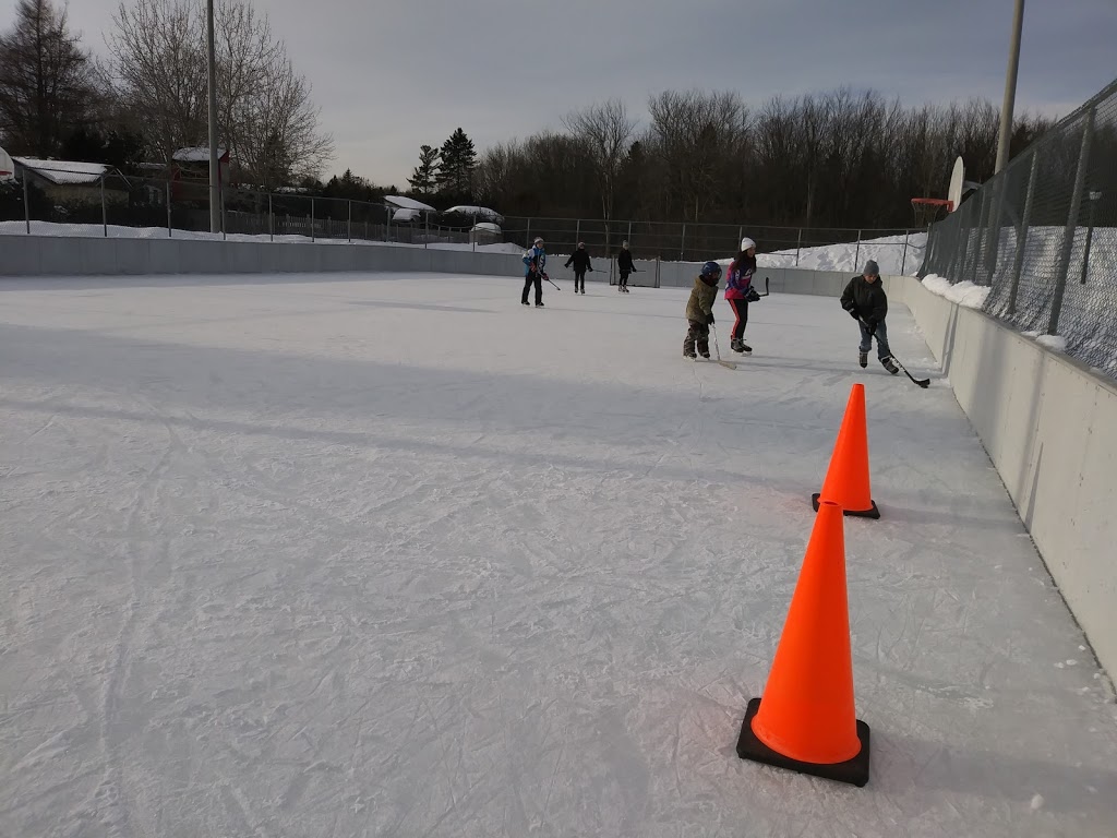 Parc Charlebel | 8265 Rue du Petit Saint Charles, Mirabel, QC J7N 2L4, Canada