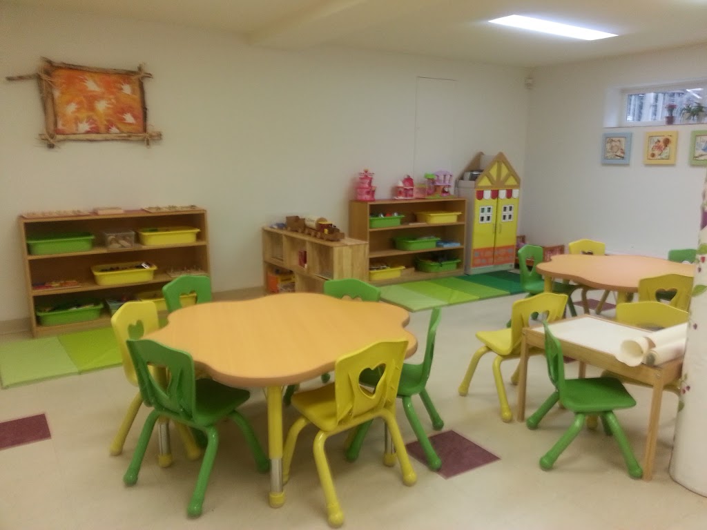 cribs to crayons | 2860 Dewdney Trunk Rd, Coquitlam, BC V3C 2H9, Canada | Phone: (604) 537-3444