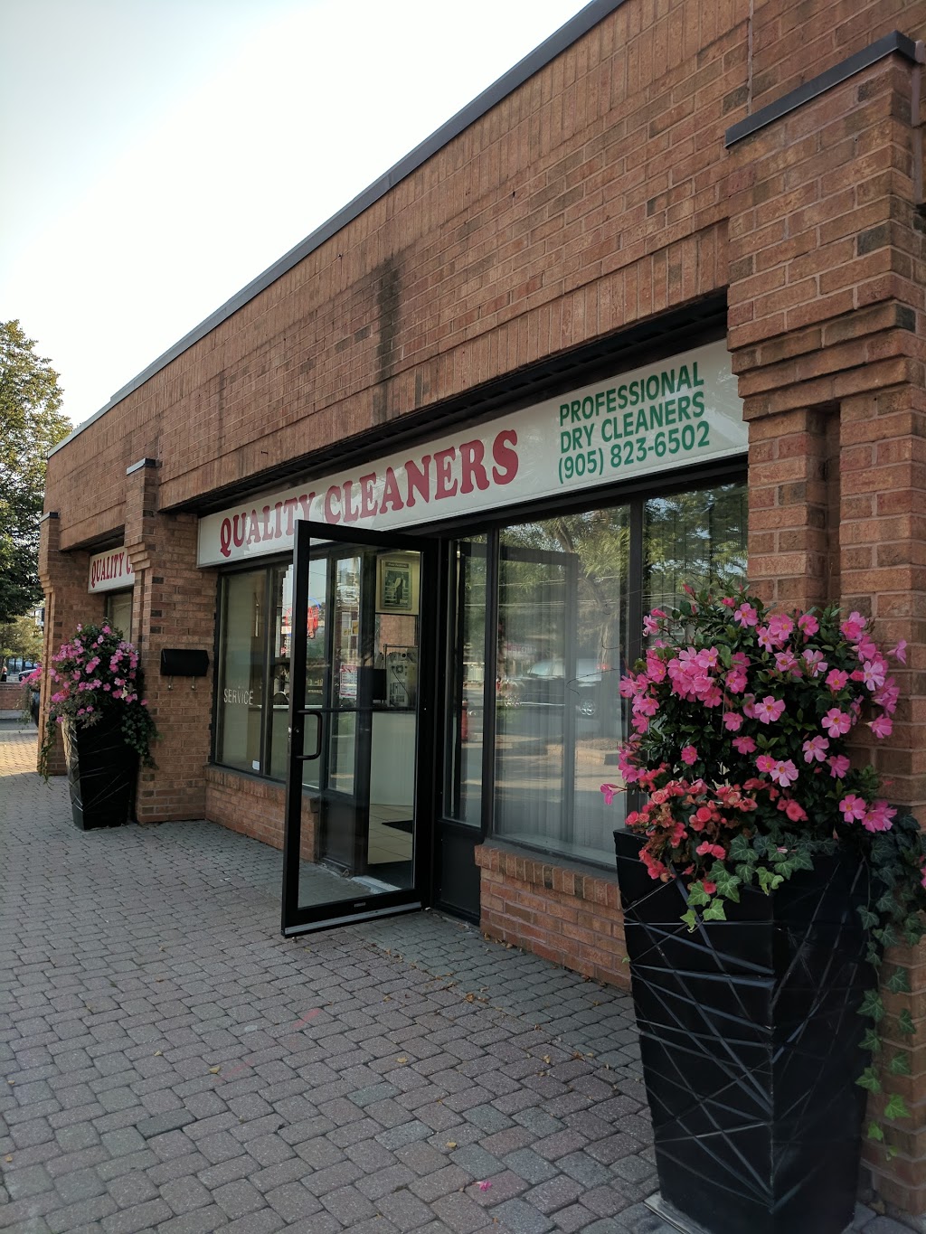 Quality Cleaners | 1834 Lakeshore Rd W, Mississauga, ON L5J 1J7, Canada | Phone: (905) 823-6502