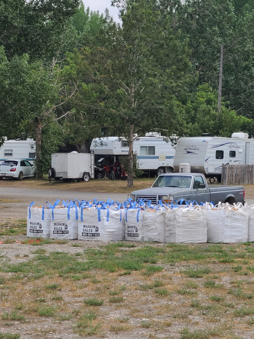 Daisy May Campground | 249 Lyndon Rd, Fort Macleod, AB T0L 0Z0, Canada | Phone: (888) 553-2455
