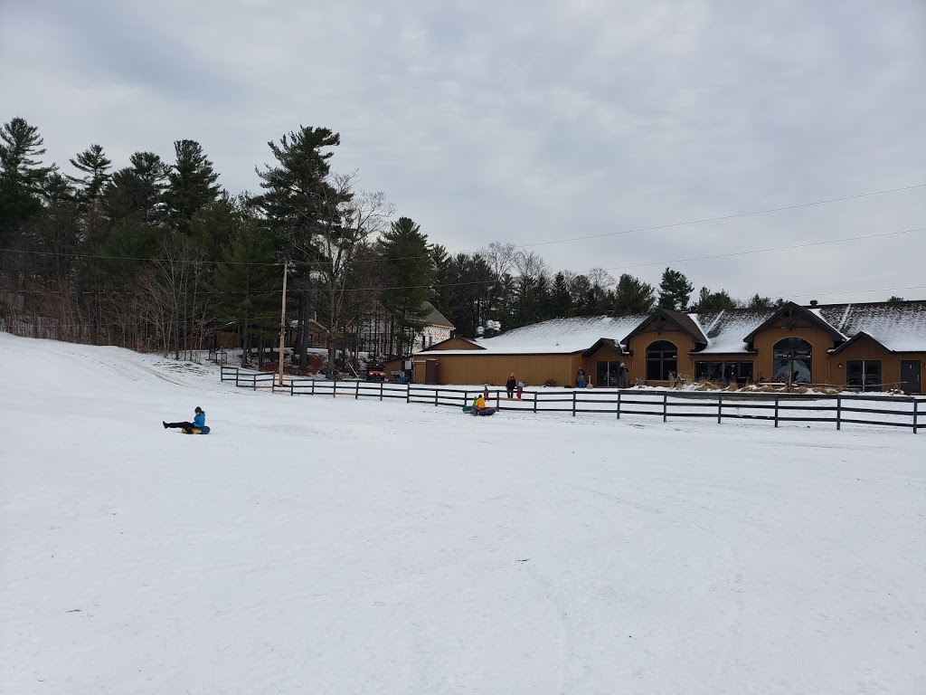 Domaine de l’Ange-Gardien | 1031 Chemin Pierre-Laporte, LAnge-Gardien, QC J8L 0E9, Canada | Phone: (819) 281-0299