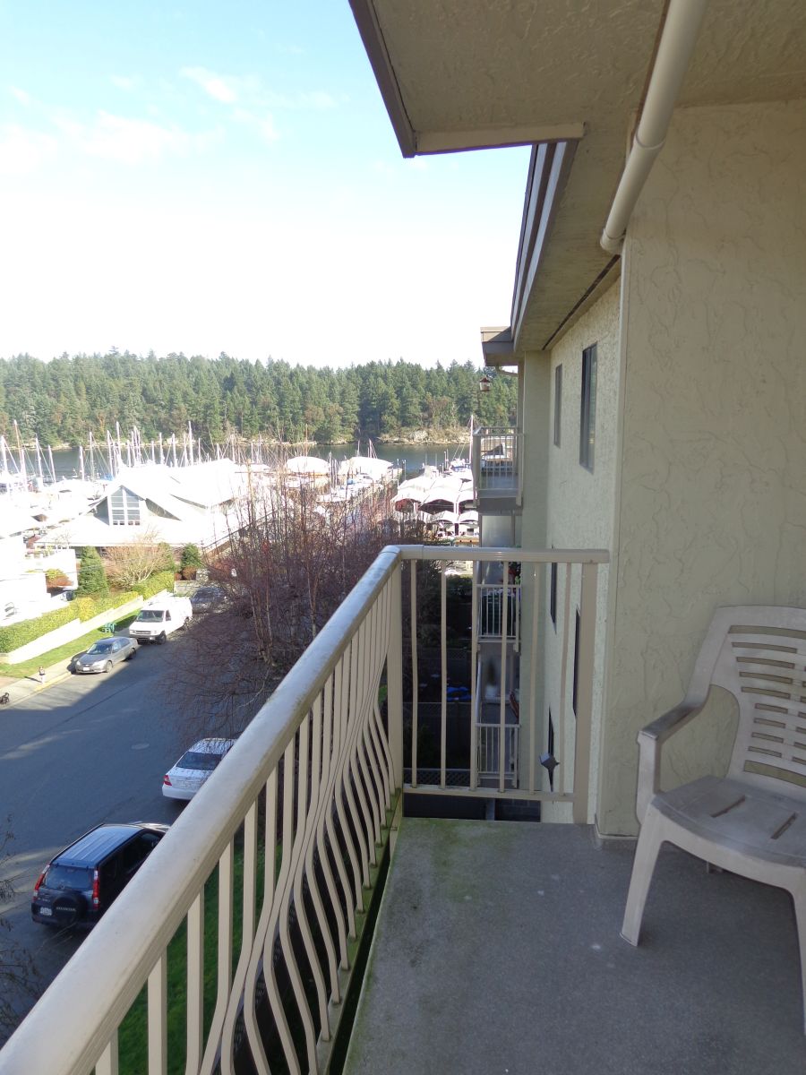 Sand Dollar Manor | 450 Stewart Ave #312, Nanaimo, BC V9S 5E9, Canada | Phone: (250) 591-7008