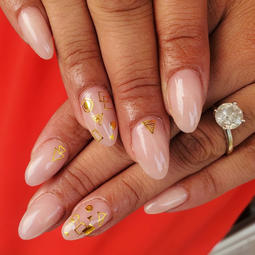 Diamond Nails Studio | 1124 Colville Rd, Victoria, BC V9A 4P7, Canada | Phone: (250) 516-5514