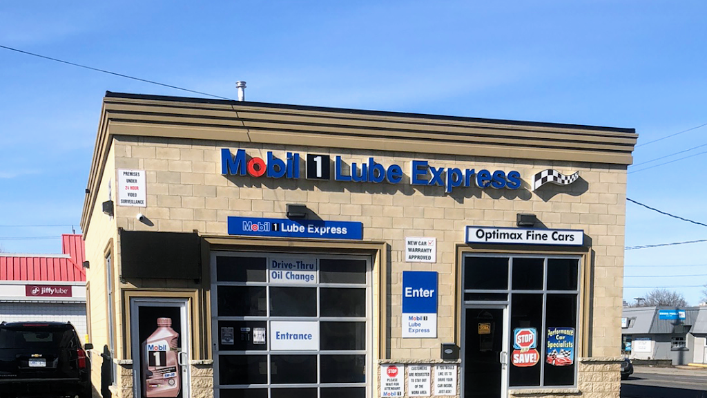 Mobil 1 Lube Express Whitby | 100 Chestnut St W, Whitby, ON L1N 2Y5, Canada | Phone: (905) 655-3255