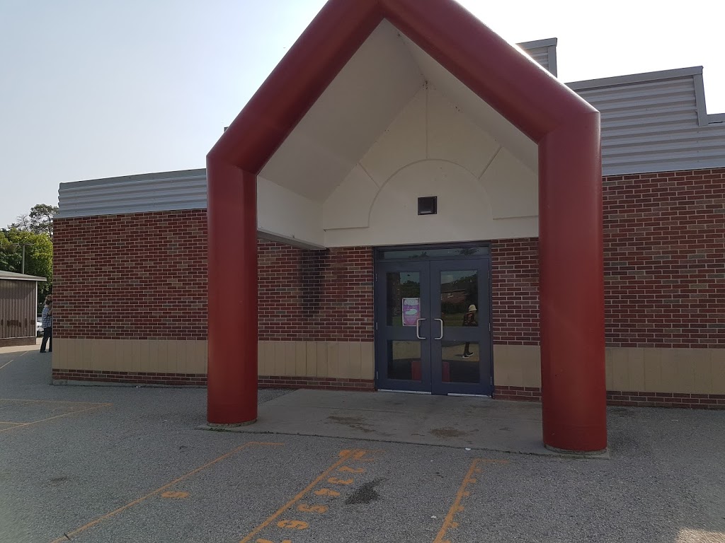 University Heights Public School | 27 Ford Crescent, London, ON N6G 1H8, Canada | Phone: (519) 452-8630