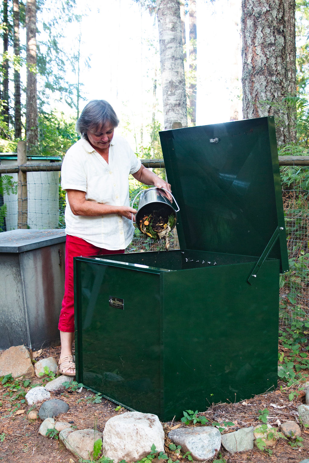 Speedibin Composter | 1324 Jones Rd, Merville, BC V0R 2M0, Canada | Phone: (888) 701-2303