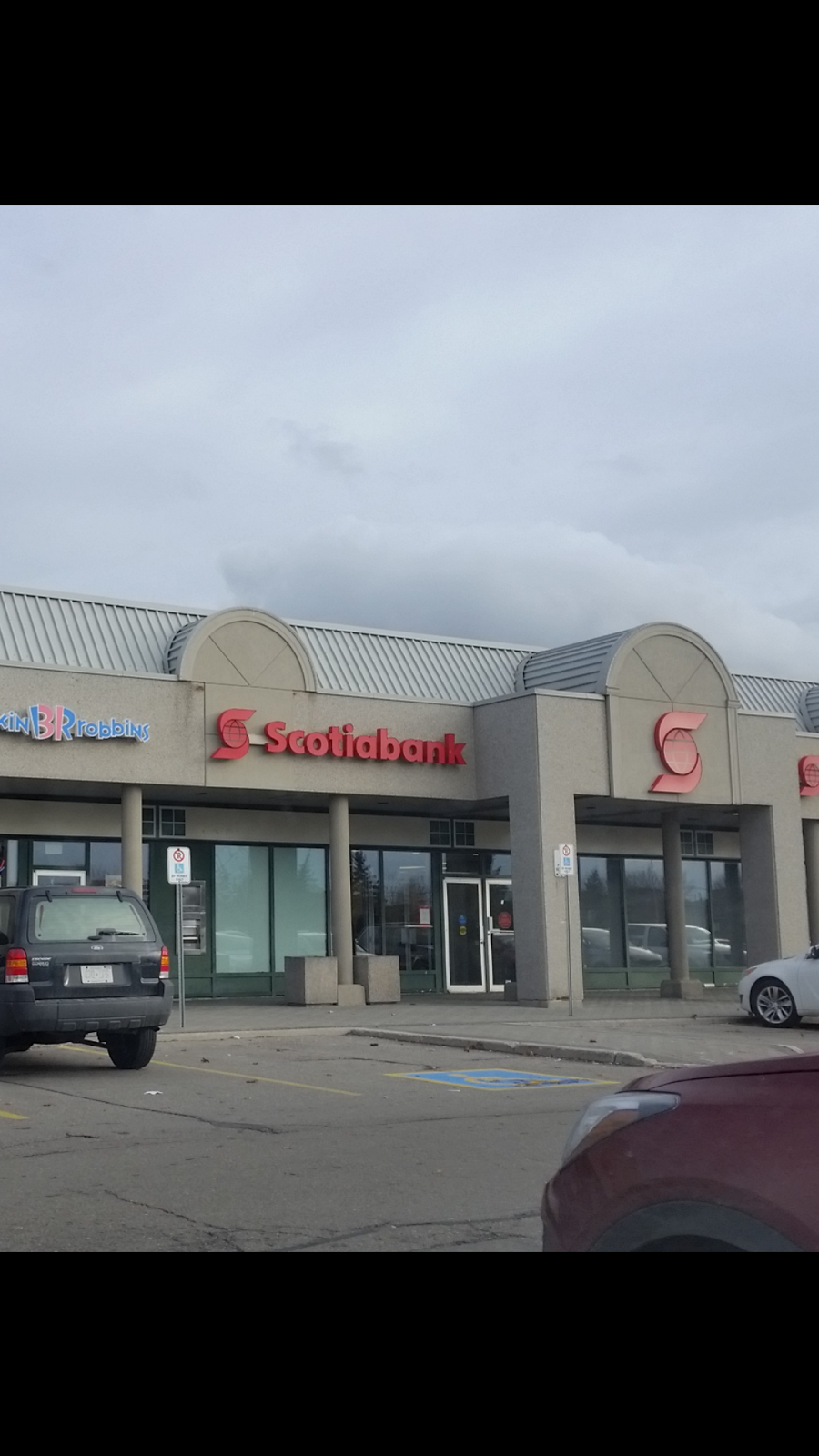 Scotiabank | 1500 Upper Middle Rd W #10, Oakville, ON L6M 3G3, Canada | Phone: (905) 847-0220