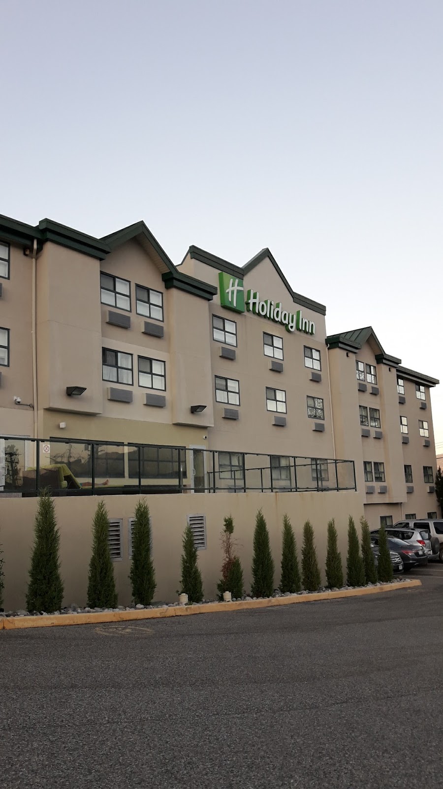 Holiday Inn West Kelowna | 2569 Dobbin Rd, West Kelowna, BC V4T 2J6, Canada | Phone: (250) 768-8879