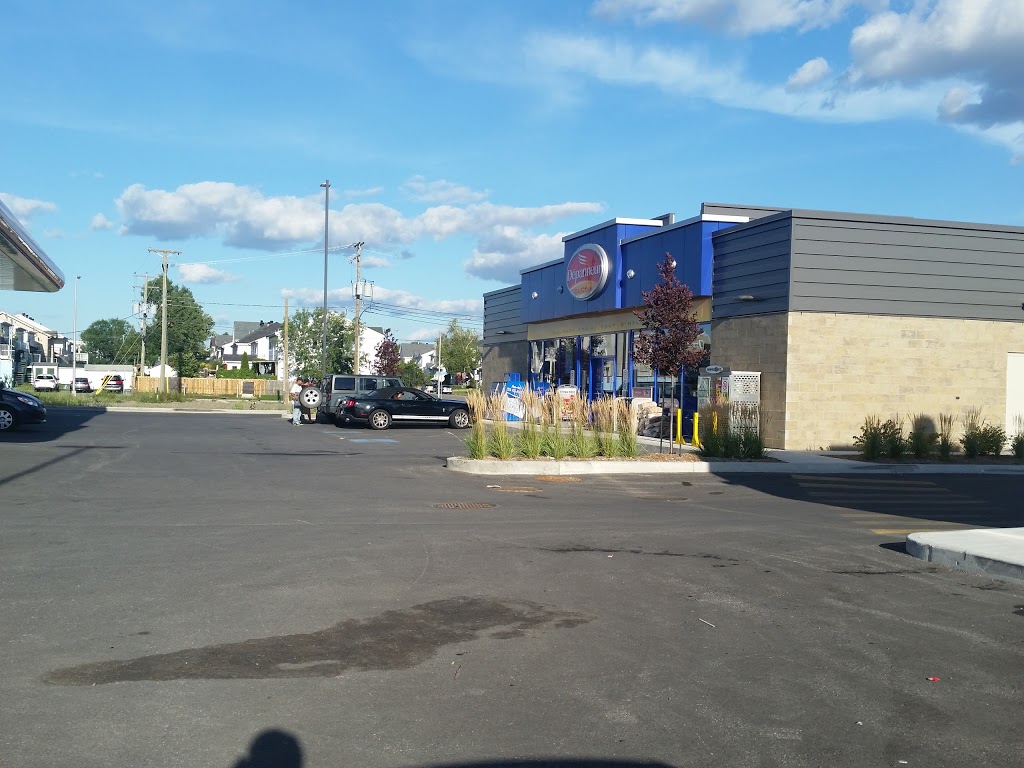 Dépanneur Du Coin | 4550 Avenue de la Renaissance, Laval, QC H7L 0J3, Canada | Phone: (450) 628-1710