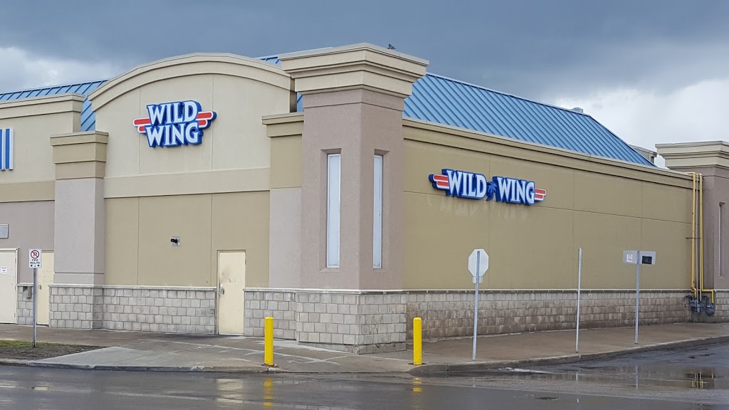 Wild Wing trinity common mall | 210 Great Lakes Dr, Brampton, ON L6R 2K7, Canada | Phone: (905) 799-5800