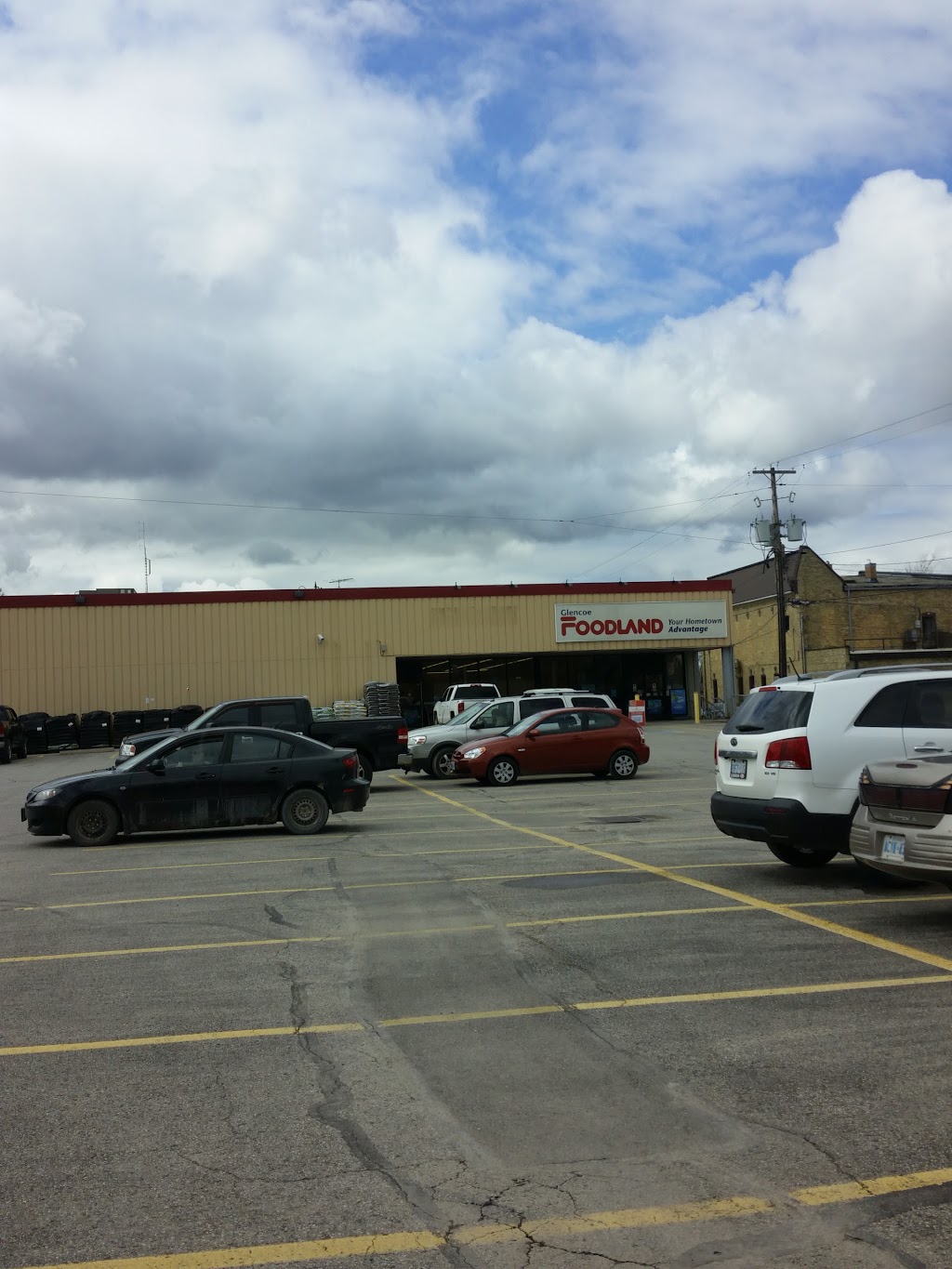 Foodland - Glencoe | 195 Main St, Glencoe, ON N0L 1M0, Canada | Phone: (519) 287-2776