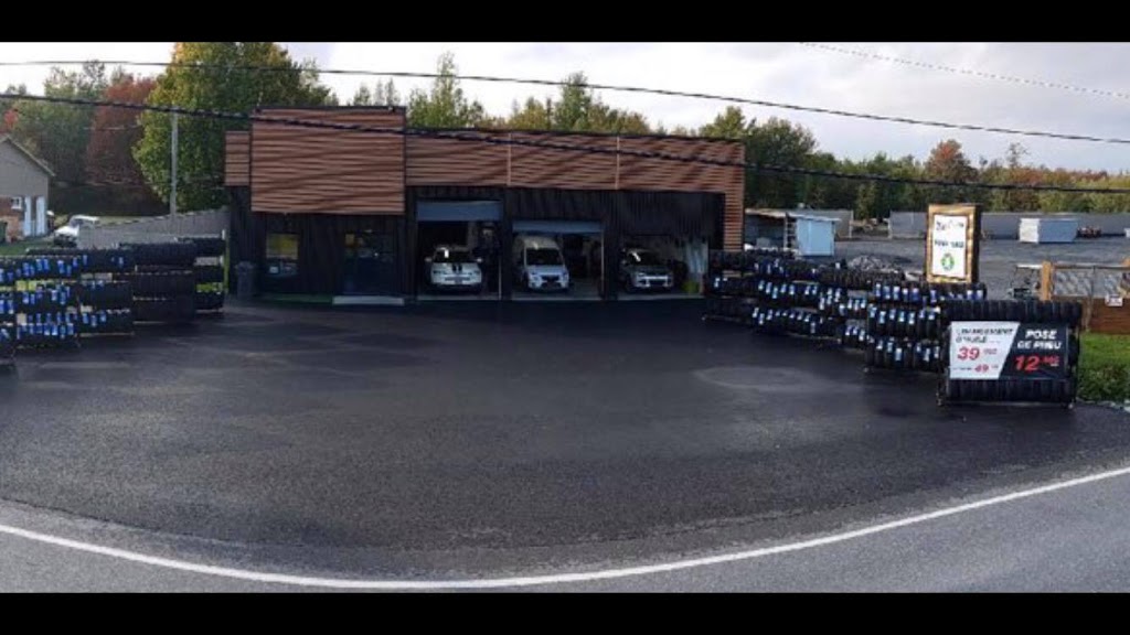 Bill Custom | 1395 rue 139, Wickham, QC J0C 1S0, Canada | Phone: (819) 398-5304