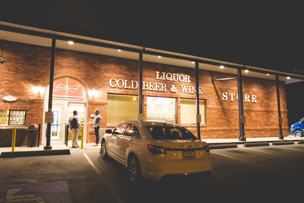 Guildford Station Liquor Store | 10176 154 St, Surrey, BC V3R 4J6, Canada | Phone: (604) 582-0205