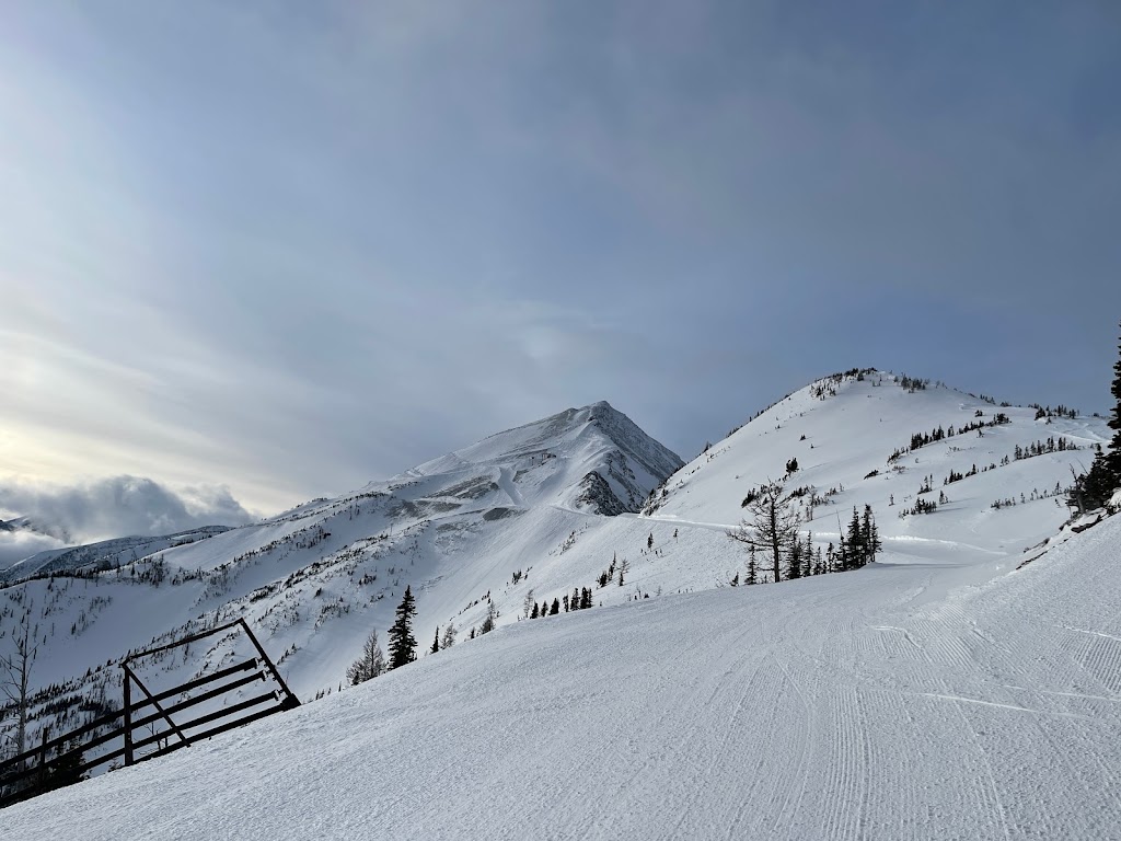 Castle Mountain Resort | HWY-774, Pincher Creek No. 9, AB T0K 1W0, Canada | Phone: (403) 627-5101