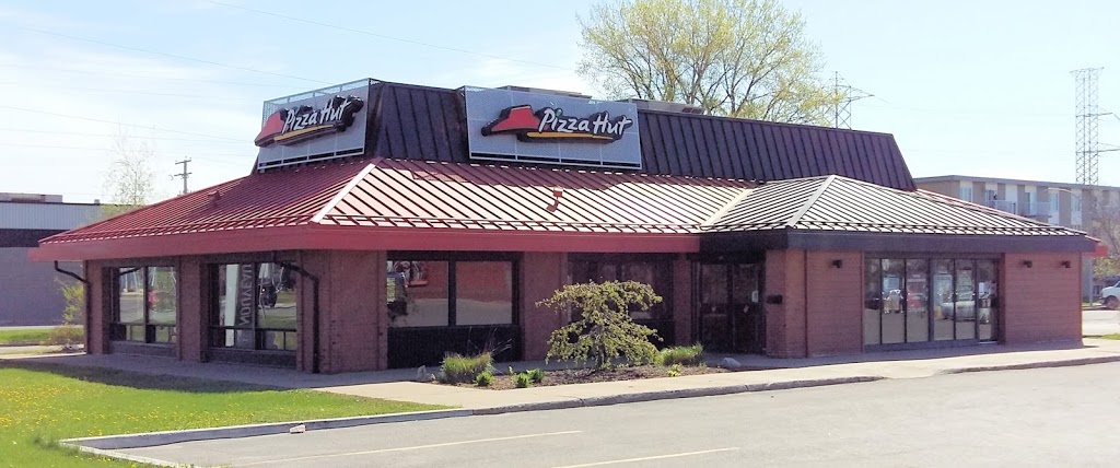 Pizza Hut | 4405 Boul Gene-H.-Kruger, Trois-Rivières, QC G9A 4N3, Canada | Phone: (819) 693-2222