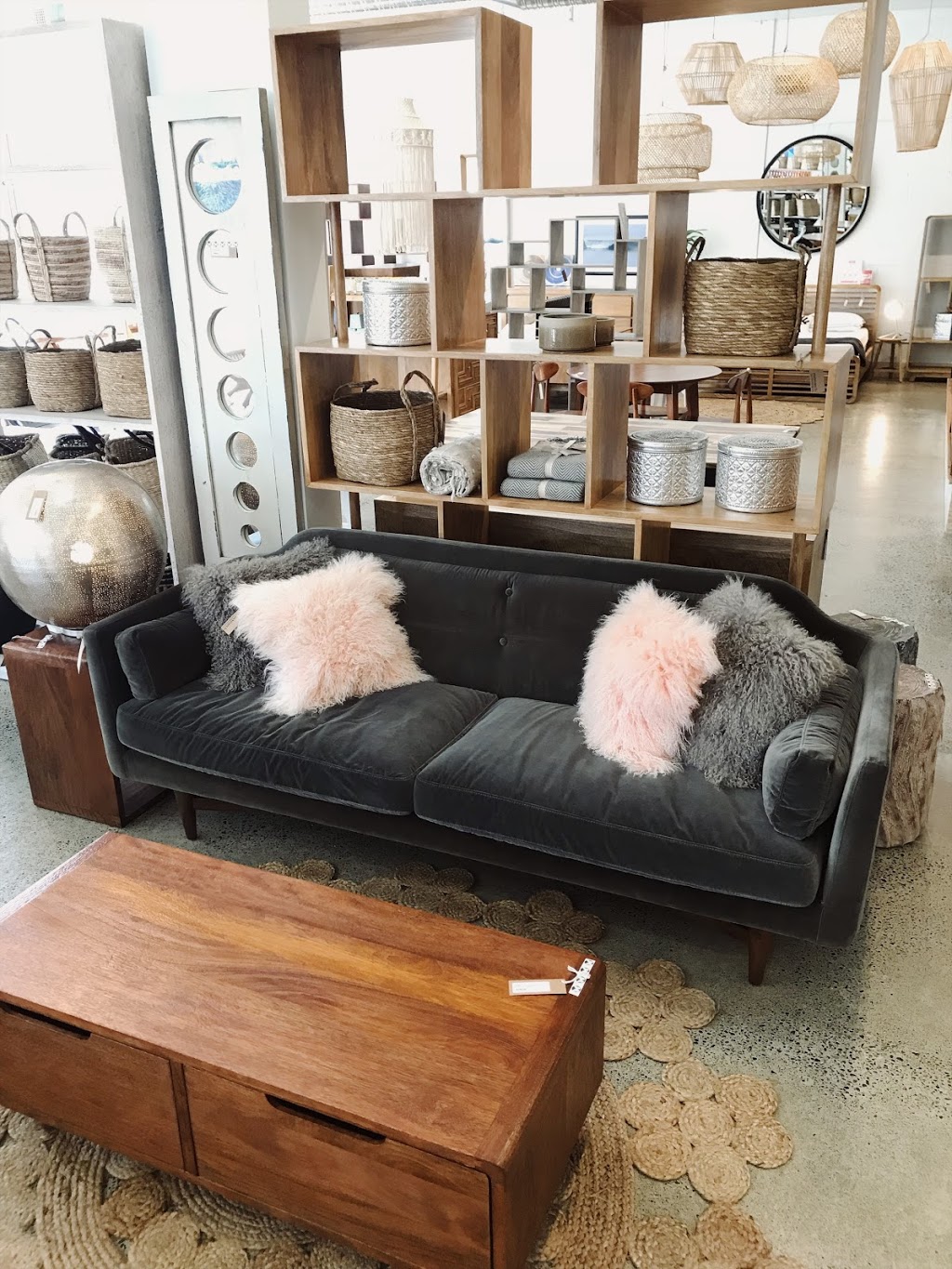 Monarch Furnishings | 1120 Hillside Ave, Victoria, BC V8T 2A7, Canada | Phone: (250) 590-3955