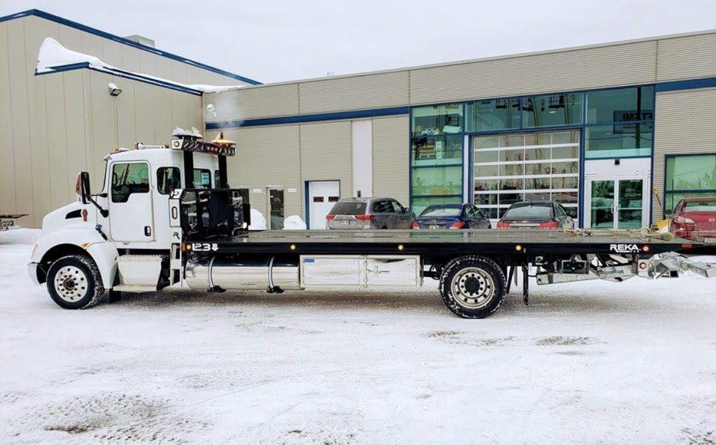 TOWING LONGUEUIL | CP 10051, Boulevard Curé-Poirier O, Longueuil, QC J4K 0B3, Canada | Phone: (450) 286-0773