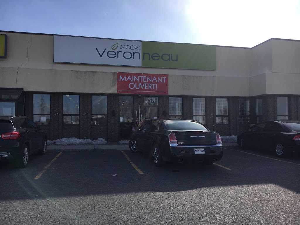 Véronneau decorations - Boucherville | 610 Rue Jean-Neveu, Longueuil, QC J4G 1P1, Canada | Phone: (450) 678-5060