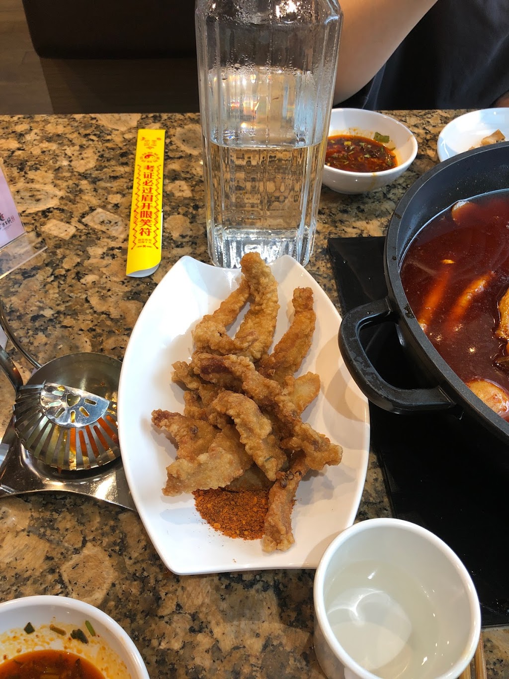 本拿比李子坝梁山鸡LIZIBA CHONGQING CHICKEN POT | #103-4501, Kingsway, Burnaby, BC V5H 0E5, Canada | Phone: (778) 870-8999