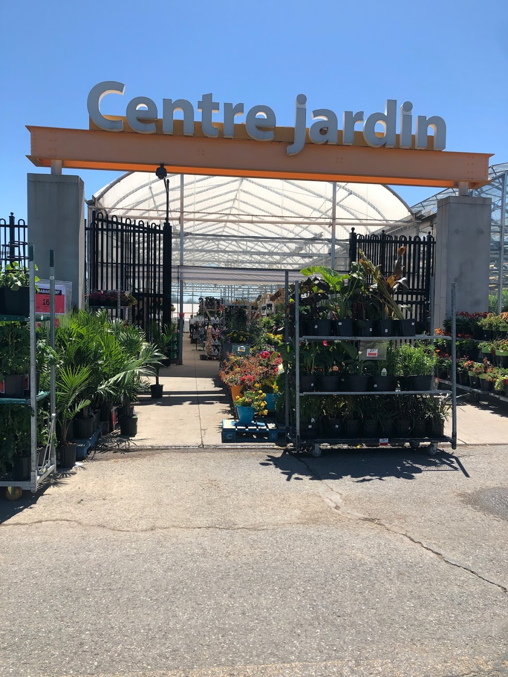 Centre Jardin | Brossard, QC J4Z, Canada | Phone: (450) 926-1310