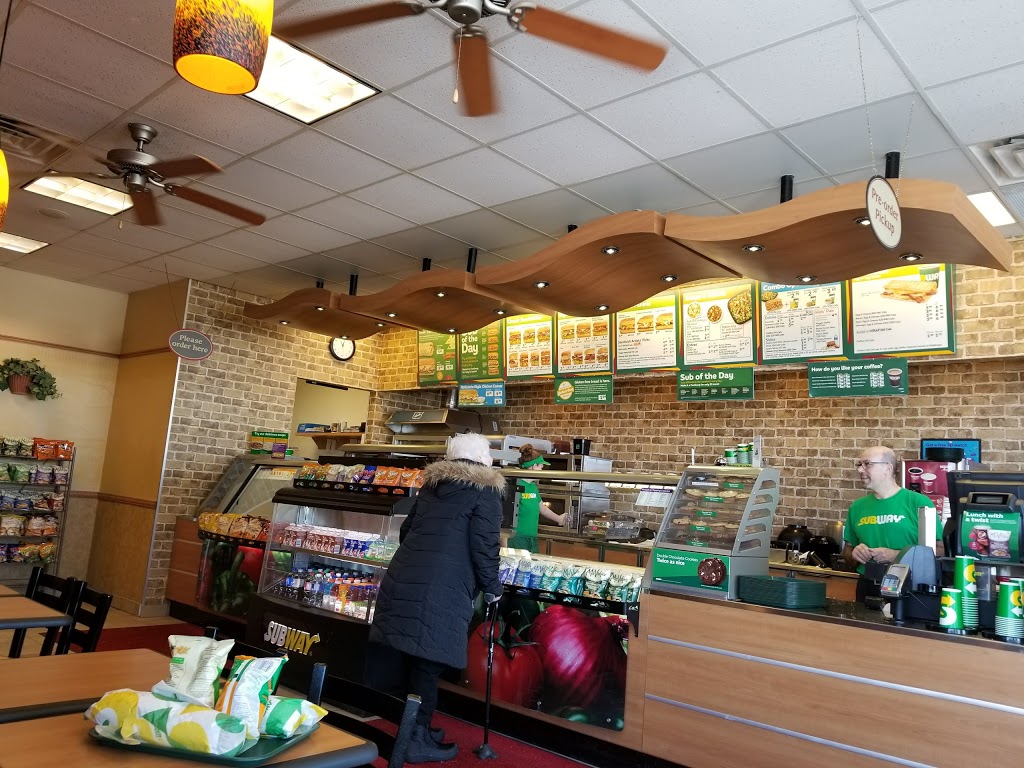 Subway | 309 Colonnade Drive Kemptville Colonnade Unit 100, Building CRU6, Kemptville, ON K0G 1J0, Canada | Phone: (613) 258-9155