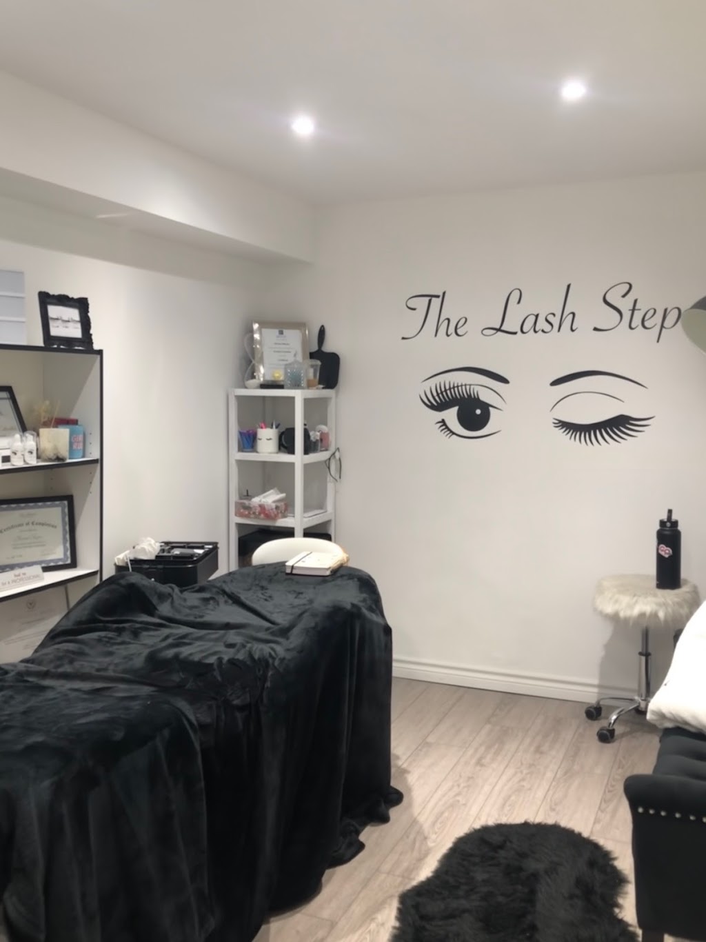 The Lash Step | 69 Crown Heights Crescent, Thornhill, ON L4J 5T5, Canada | Phone: (647) 654-3503