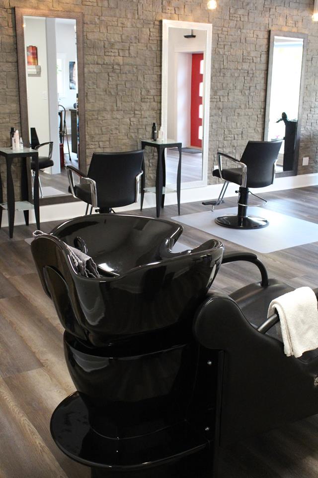 Hidden Beauty Hair Salon and Esthetics Studio | 969 King St, Bridgewater, NS B4V 1B9, Canada | Phone: (902) 541-3608