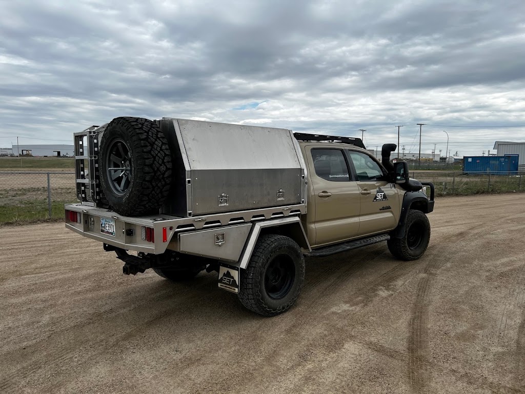 Summit Expedition Trucks Ltd. | 5102 50 St, Newbrook, AB T0A 2P0, Canada | Phone: (780) 881-7983